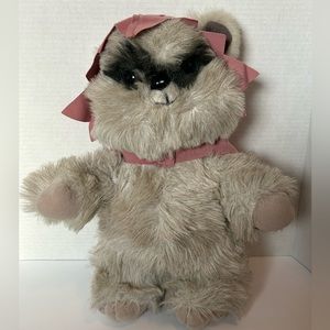 Star Wars collectors 1983 “princess kneesaa” Ewok from Kenner plush toy